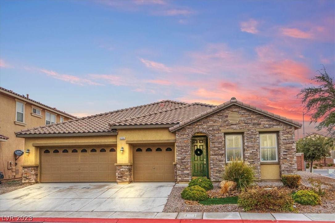6104 Silken Saddle Street - Photo 1