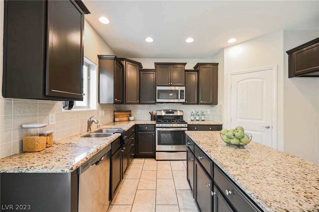 8131 Mosaic Sunrise Lane - Photo 1
