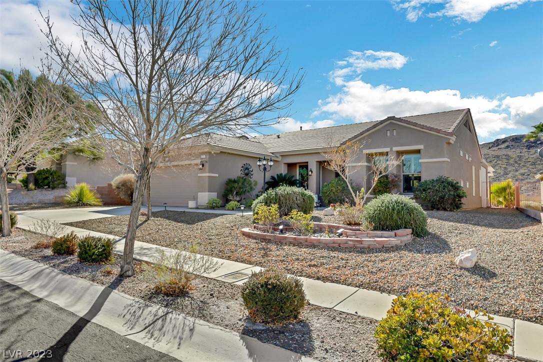2111 King Mesa Drive - Photo 1