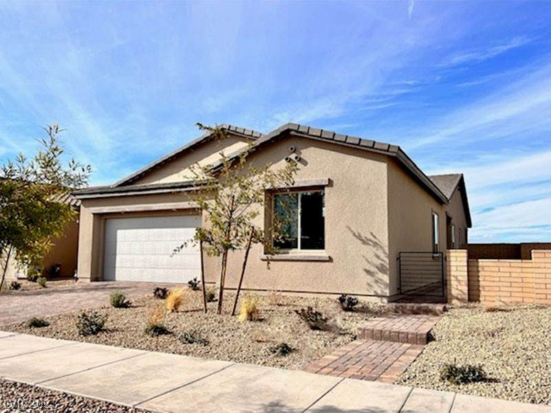 537 Cadence Vista Drive - Photo 1