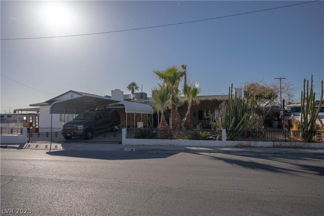 5185 Sun Valley Drive - Photo 1