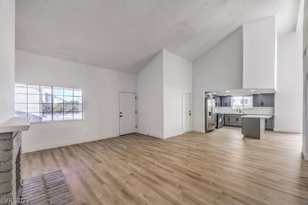 460 Searchlight Drive - Photo 1