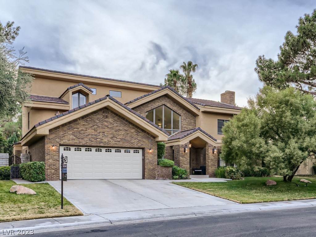 17 Hummingbird Lane - Photo 1