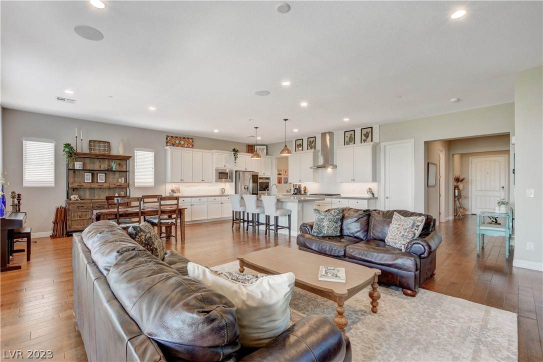 3136 Pavilio Drive - Photo 1
