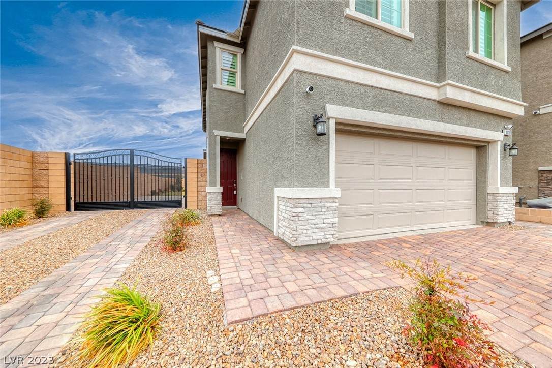10520 Narssa Ridge Street - Photo 1