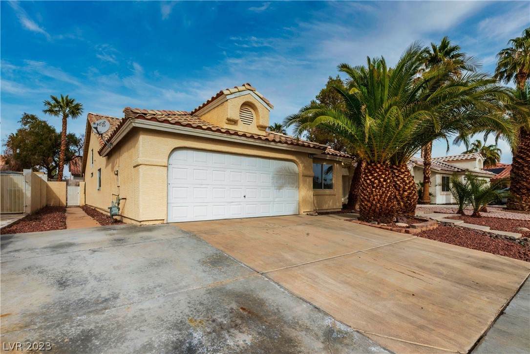 6210 Curlew Drive - Photo 1