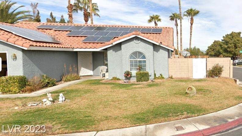 2802 Camelback Lane - Photo 1