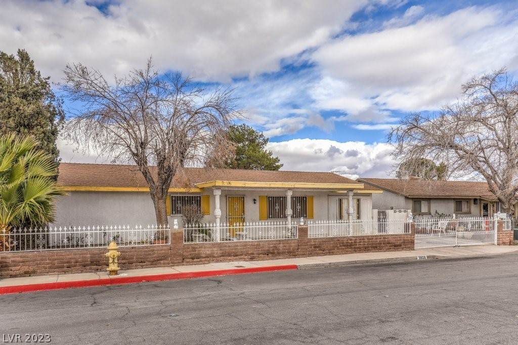 3808 Hudson Bay Avenue - Photo 1