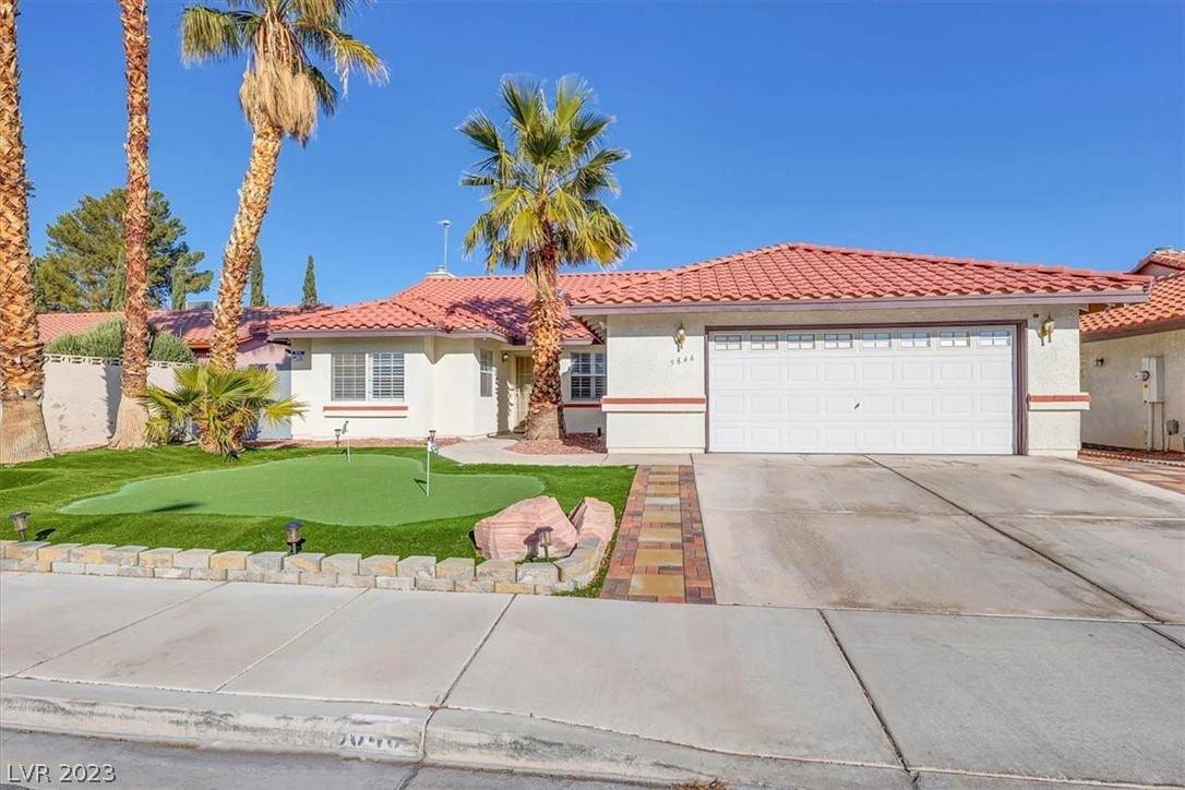 5646 Viking Road - Photo 1