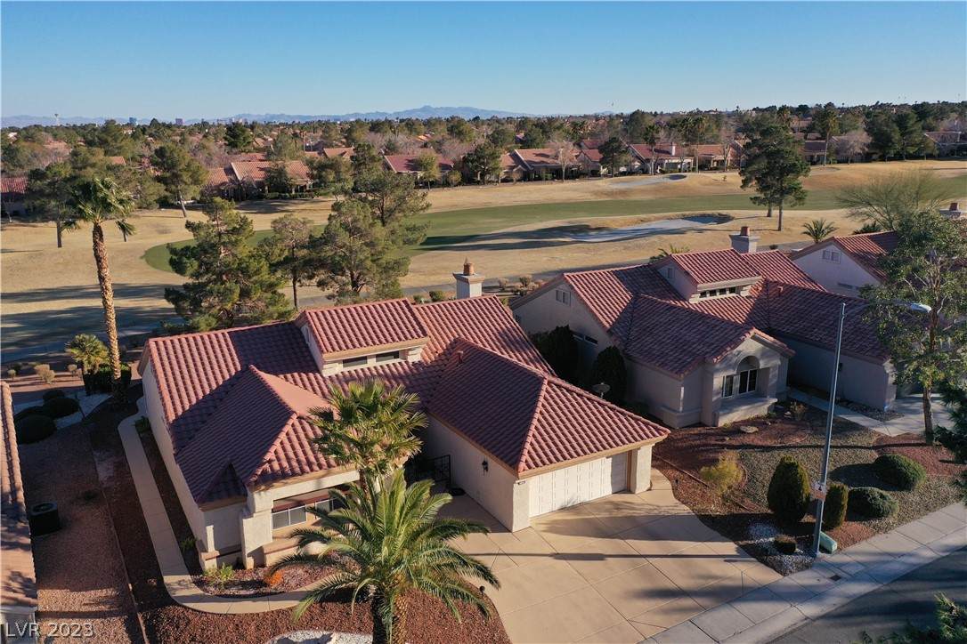 2704 Golfside Drive - Photo 1