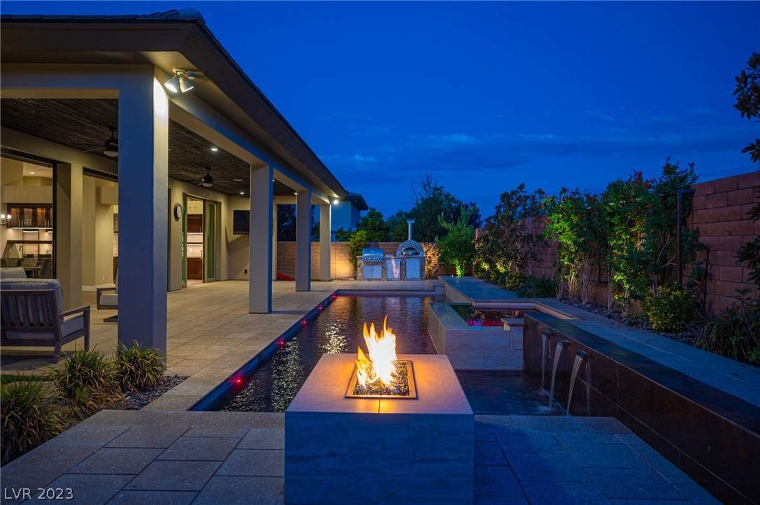 7 Boulder Rock Circle - Photo 1