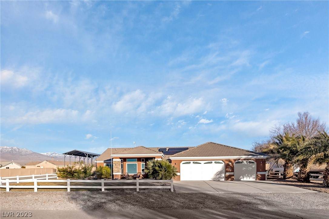 321 Cimmarron Place - Photo 1