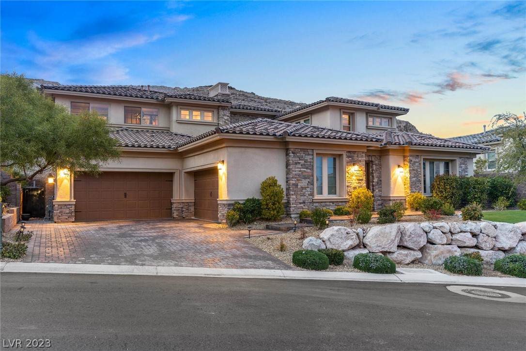 92 Olympia Chase Drive - Photo 1