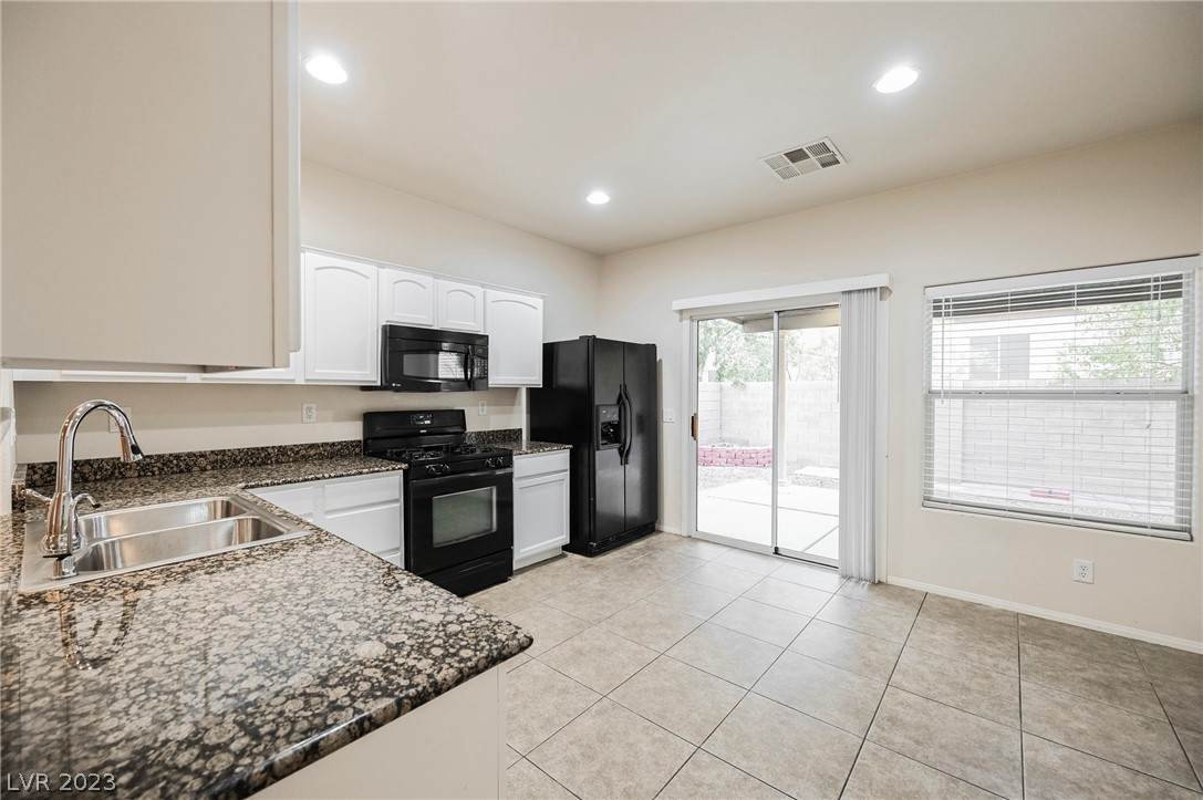 5585 Danforth Avenue - Photo 1