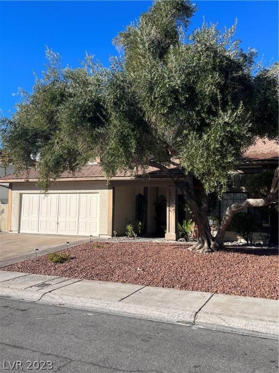 2817 Quail Lakes Court - Photo 1