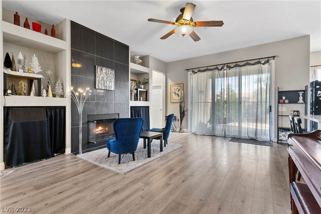 304 Vista Glen Street - Photo 1