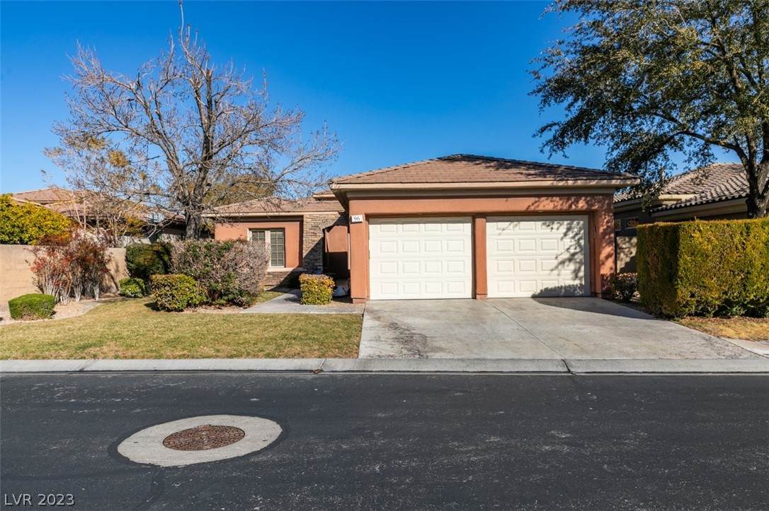 96 Emerald Dunes Circle - Photo 1