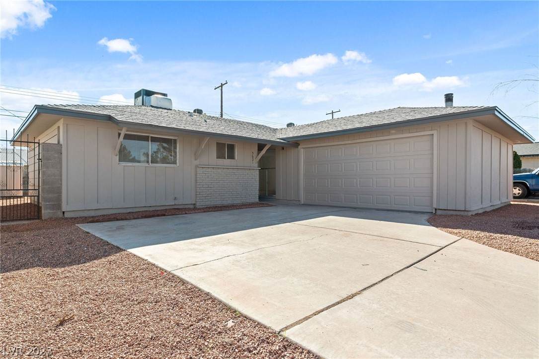 5621 Balzar Avenue - Photo 1