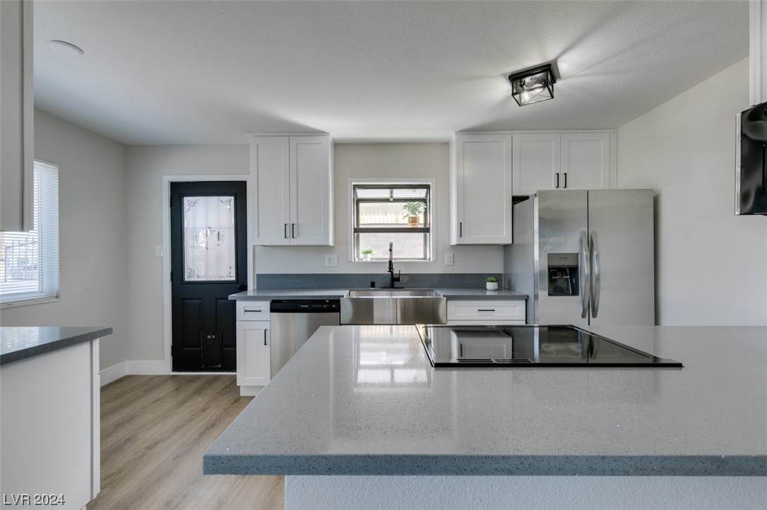 709 Berry Circle - Photo 1