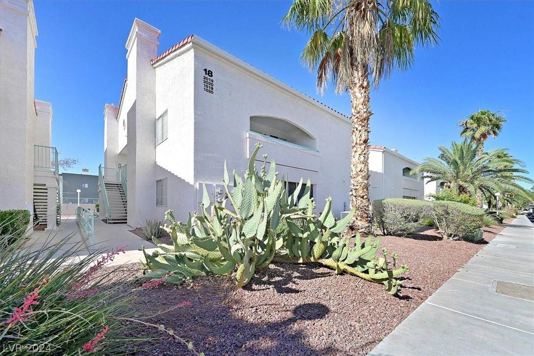 2725 Nellis Boulevard - Photo 1