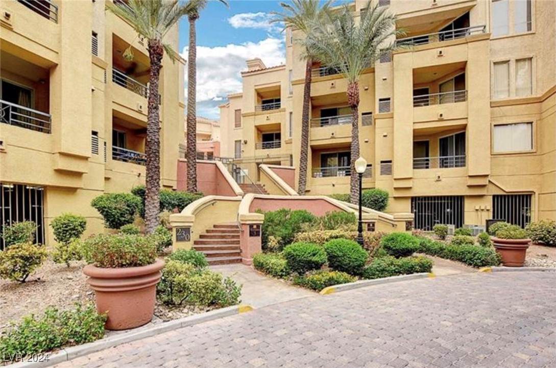 230 Flamingo Road - Photo 1