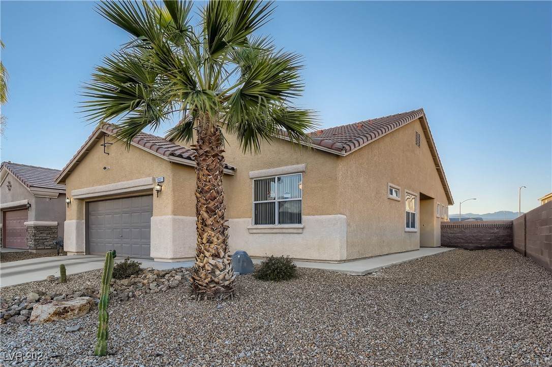 5637 Lookout Crest Street - Photo 1