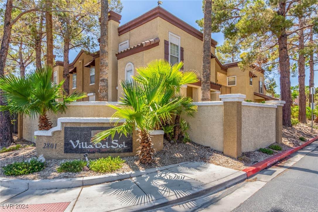 2801 Rainbow Boulevard - Photo 1