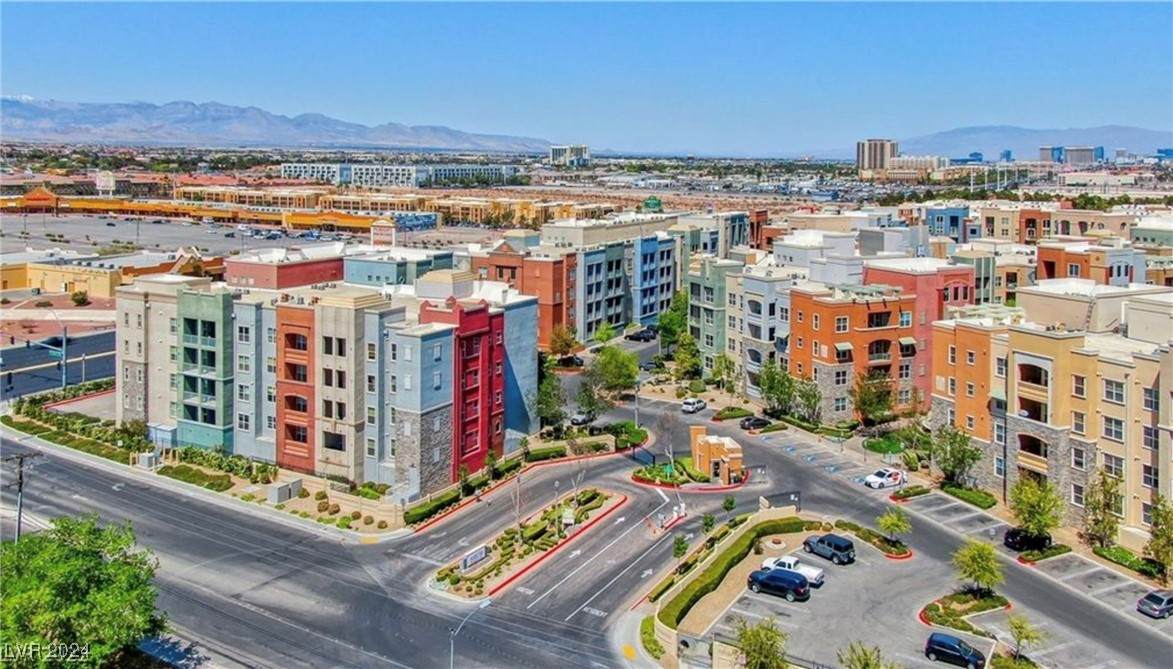 32 Serene Avenue - Photo 1