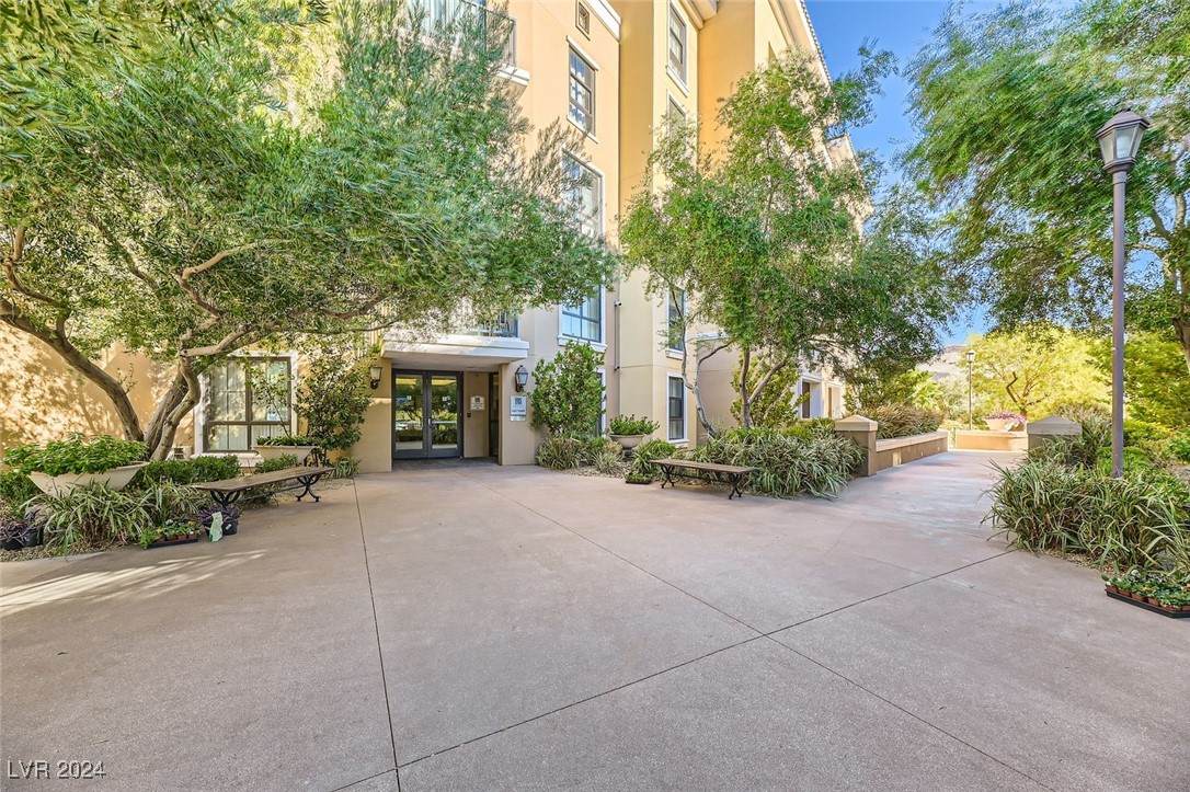 29 Montelago Boulevard - Photo 1