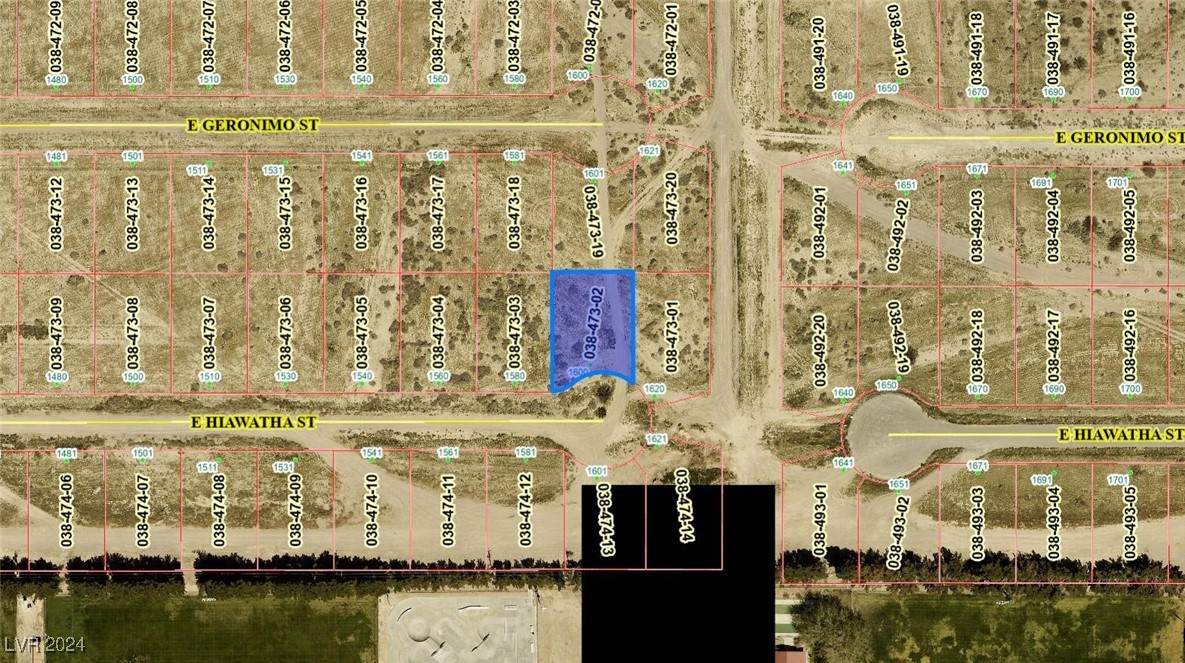 1600 Hiawatha Street - Photo 1