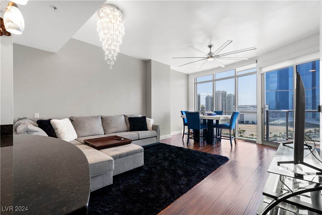 200 Sahara Avenue - Photo 1