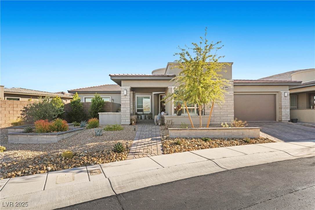 6833 Desert Crimson Street - Photo 1