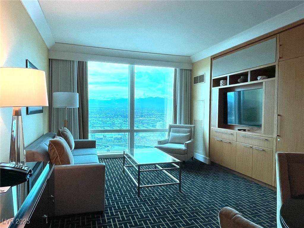 https://bt-photos.global.ssl.fastly.net/vegas/orig_boomver_1_2659303-2.jpg
