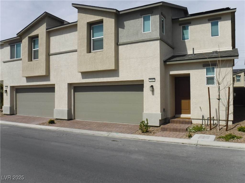 5642 Sunset Amber Avenue - Photo 1