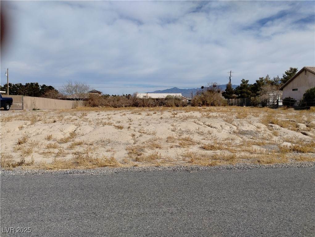 240 Chevron Street - Photo 1
