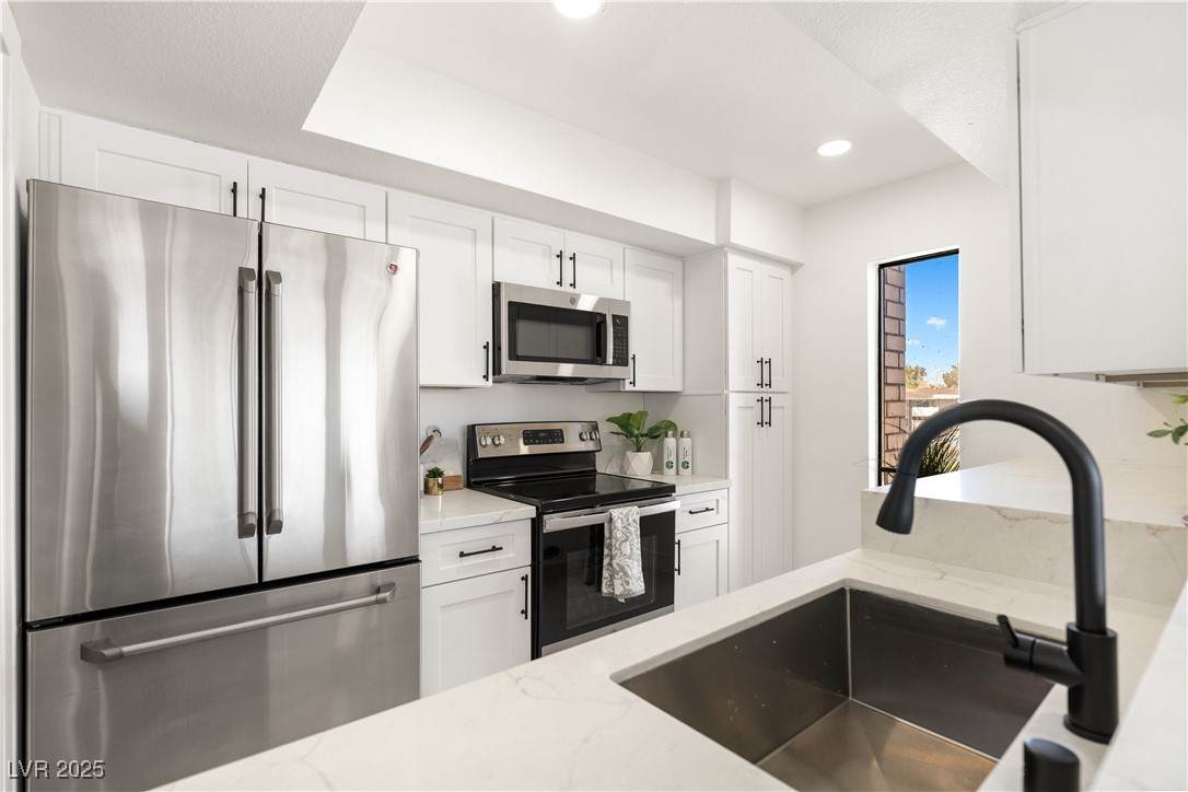 2838 Geary Place - Photo 1