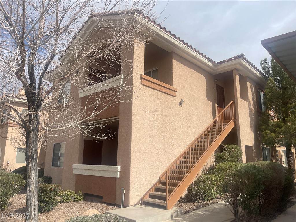 1050 Cactus Avenue - Photo 1