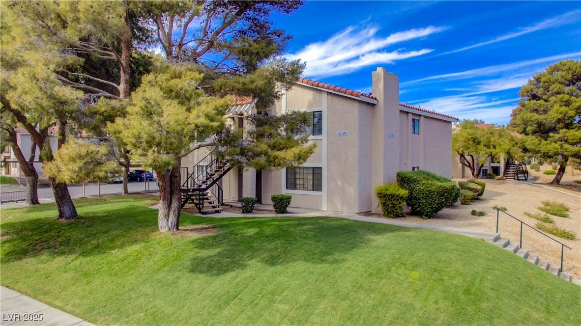 1316 Capri Drive - Photo 1