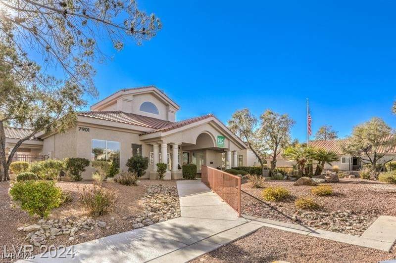 7912 Foxwood Place - Photo 1