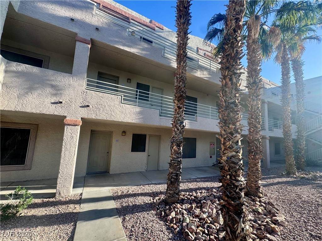 2064 Mesquite Lane - Photo 1