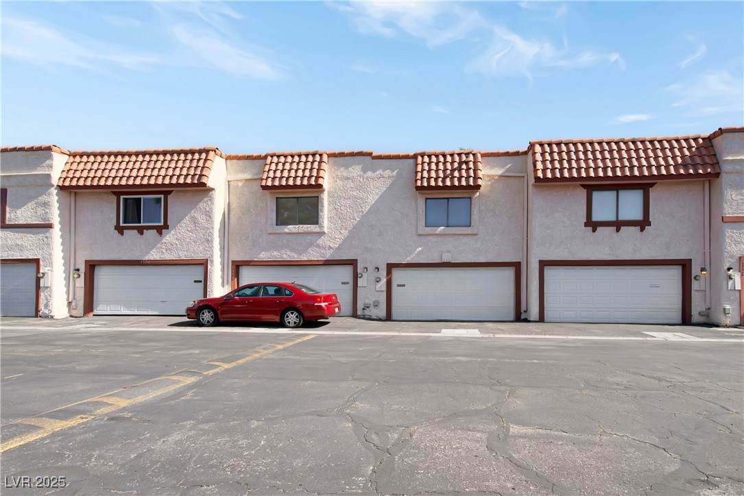 1312 Rawhide Street - Photo 1