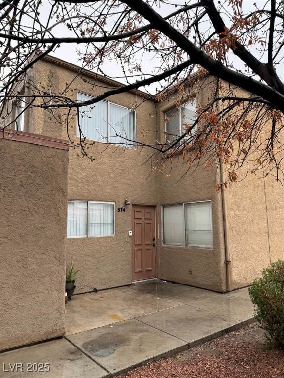 574 Roxella Lane - Photo 1