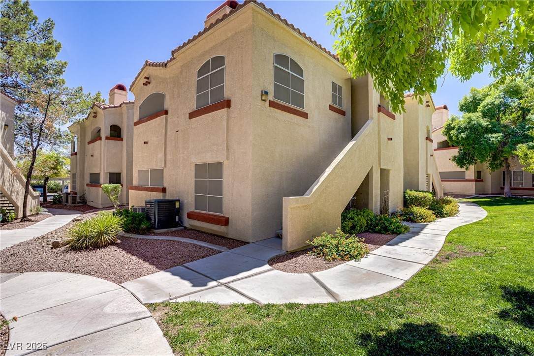 525 Indian Princess Drive - Photo 1