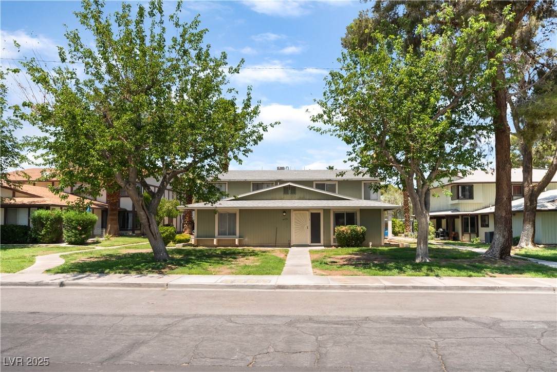 1470 Elizabeth Avenue - Photo 1