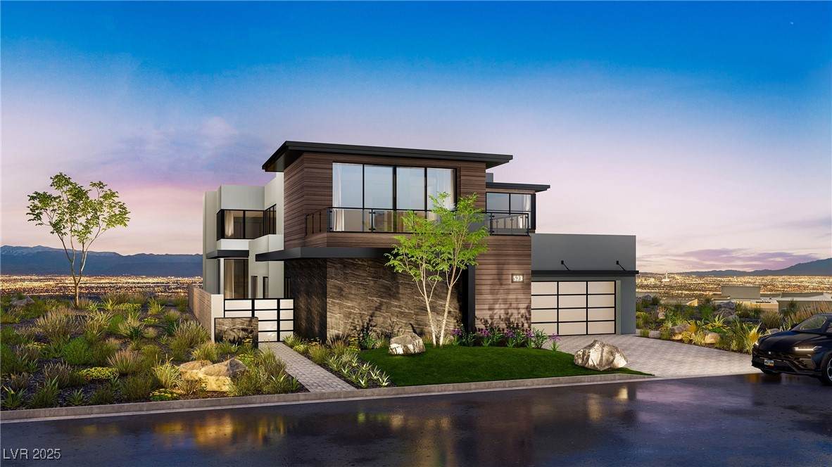 523 Overlook Rim Drive - Photo 1