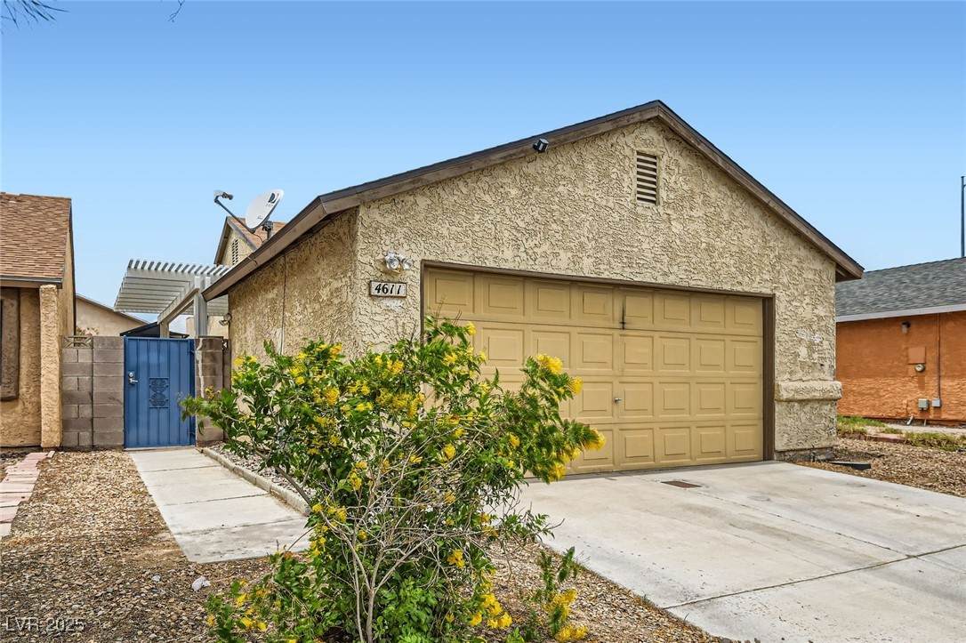 4611 Four Leaf Clover Drive - Photo 1