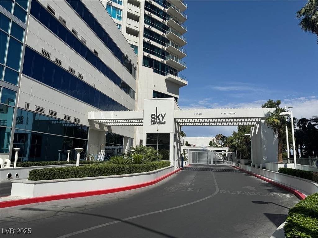 https://bt-photos.global.ssl.fastly.net/vegas/orig_boomver_1_2689573-2.jpg