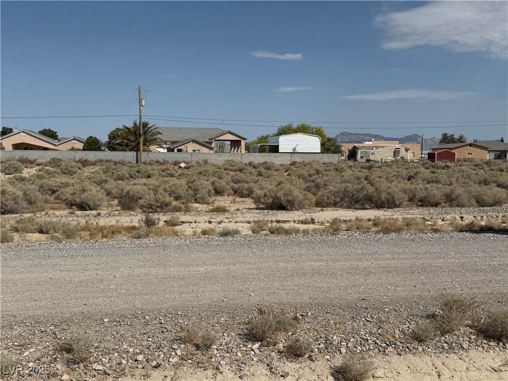 2480 Sycamore Avenue - Photo 1