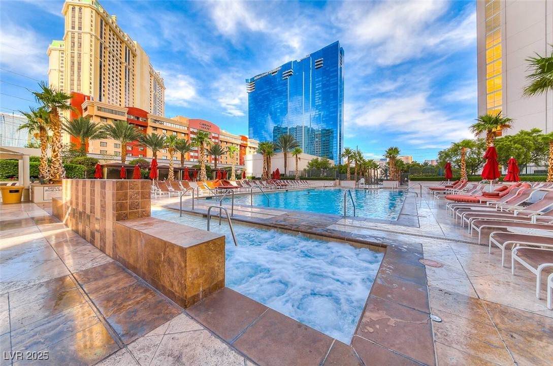 https://bt-photos.global.ssl.fastly.net/vegas/orig_boomver_1_2689831-2.jpg