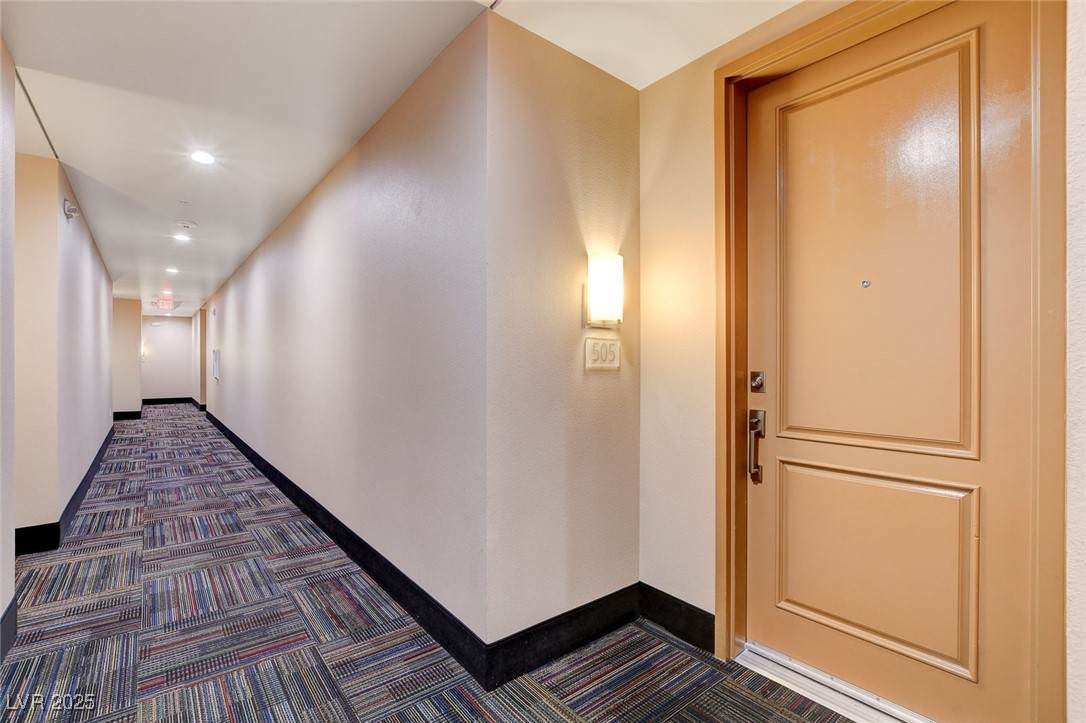 27 Agate Avenue - Photo 1